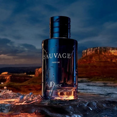 Luxuriöses Dior Sauvage Parfum mit Tonkabohne und Vanille